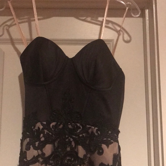 LaFemme Dress - Picture 3 of 5